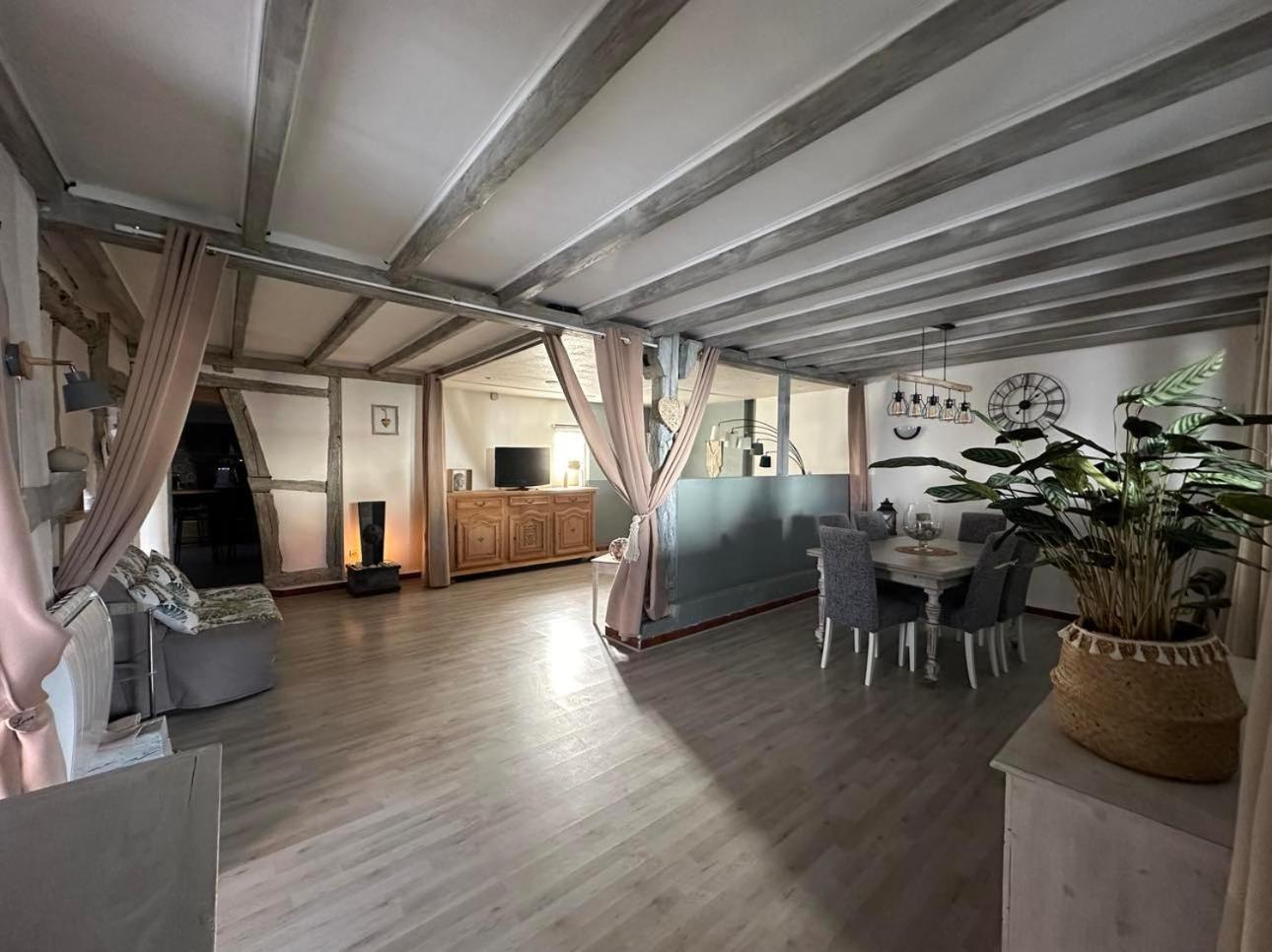 Gite Au Giessen - Loft Biesheim Bagian luar foto